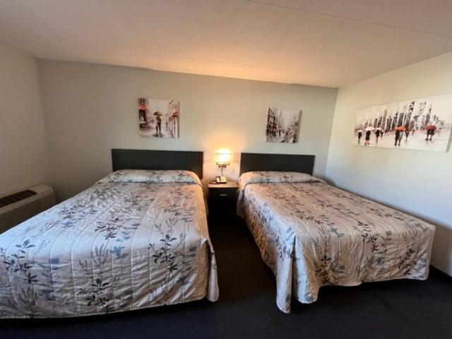 Kirkfield Motor Hotel ウィニペグ エクステリア 写真